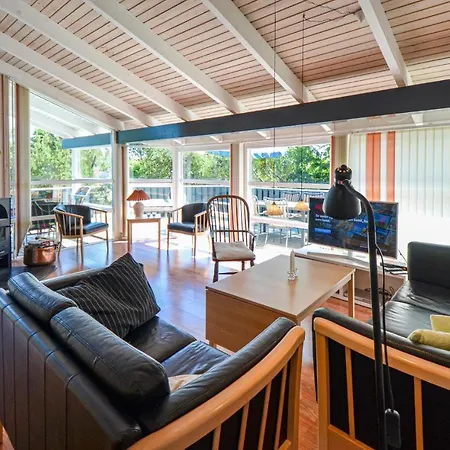 Stunning In W/ Sauna, Wifi And 3 Bedrooms *