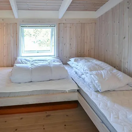 Casa vacanze Stunning In W/ Sauna, Wifi And 3 Bedrooms
